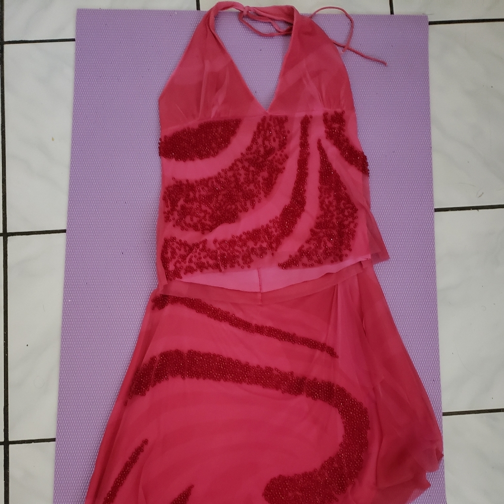 Two pieces (Skirt & blouse)
